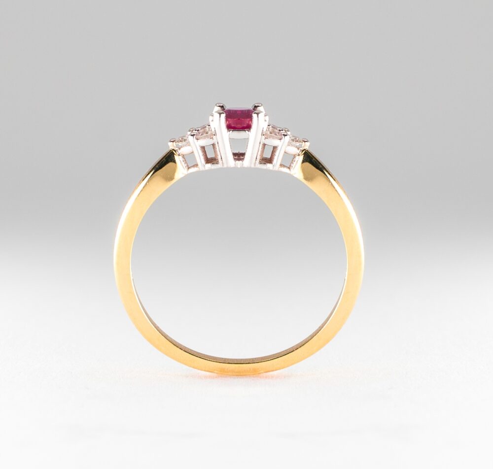 Vaessen Colours 18K Witgouden 0.65ct Robijn Ring + 0.20ct W/Si VC750BICROBIJN065 - Afbeelding 3