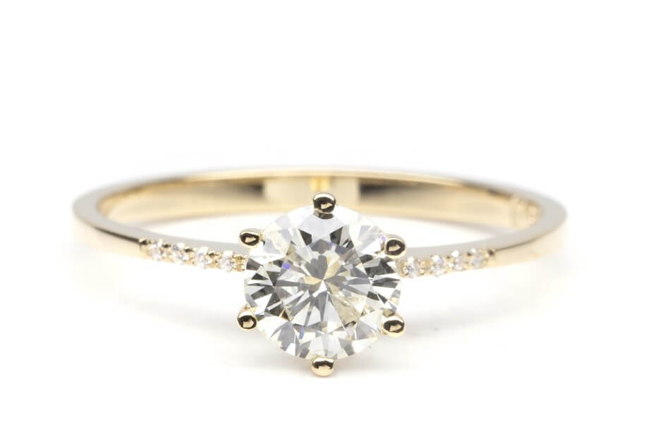 Vaessen Collectie 18K Geelgoud Solitairring 0.79ct L/P1 +0.03ctTW/VS RC750GG079LI1