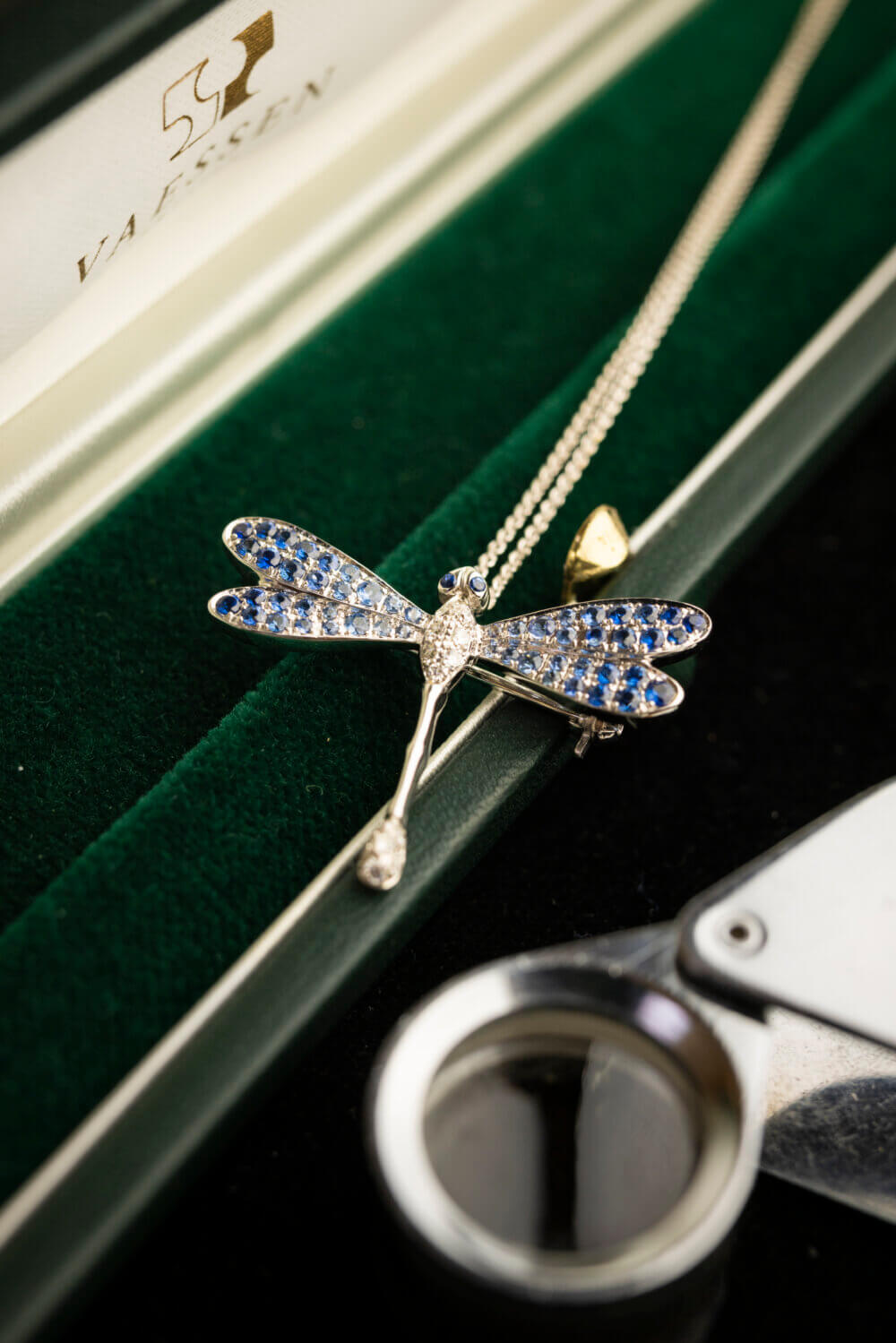 Vaessen Collection 18K Witgouden Broche/Hanger Libelle Bril./Saffier B 00968 V23 - Afbeelding 3