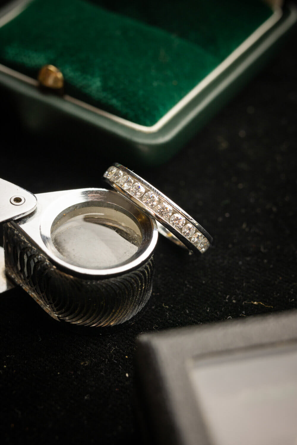 Vaessen Collection 18K Witgouden Alliancering 24*0.07ct TW/VVS1 RAR750WG24X007 - Afbeelding 3