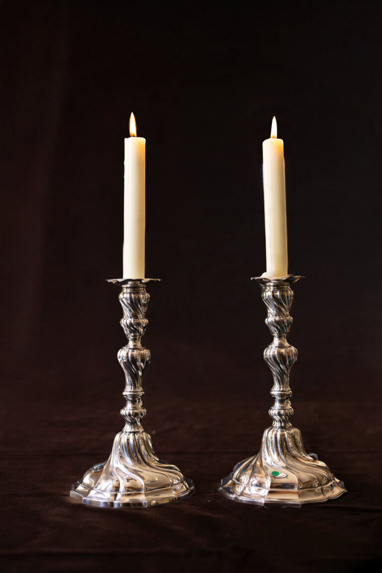 zilveren kandelaars