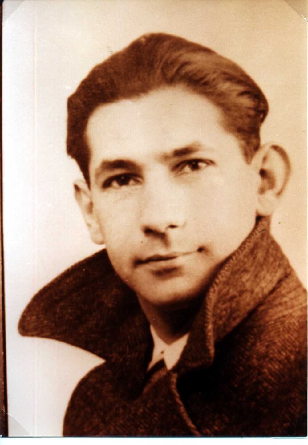 Rosenblatt J. Amsterdam Goudsmid 1936-1943 Auschwitz 24-9-1943 (2)